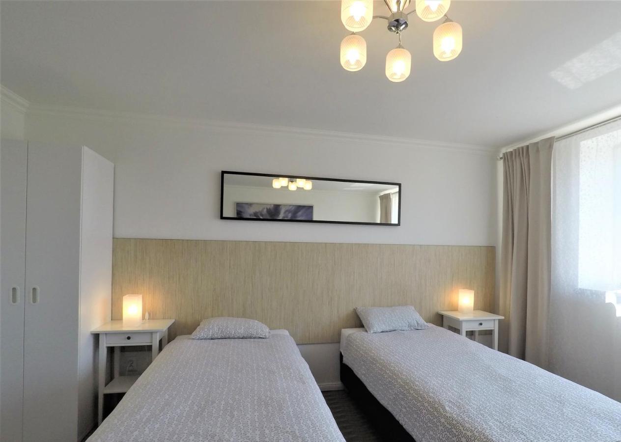 Apartamenty Dobranoc - Wawer 2 Warschau Exterior foto